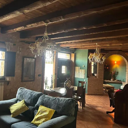 Holiday home La Deshilla Alfambra